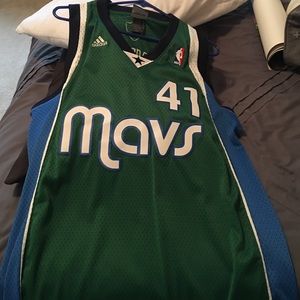 Adidas Nowitzki Mavs jersey