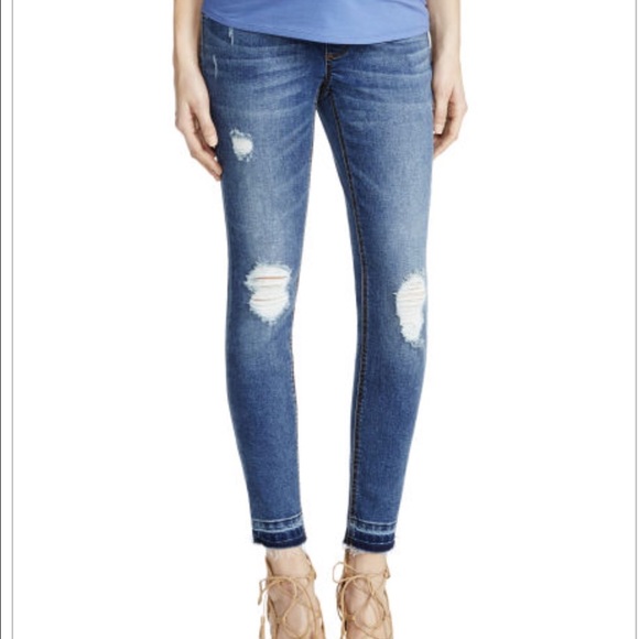 No longer wearing maternity clothing