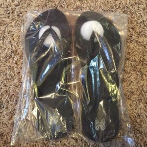 ⭐️BRAND NEW⭐️ Victorias Secret Sandals