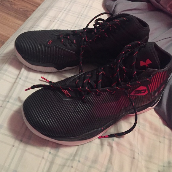 Under armour shoes Curry 2.5 red & black - Picture 3 of 4