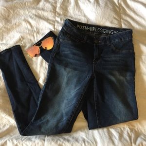 ❤️️Charlotte Russe Refuge Push Up Denim Leggings