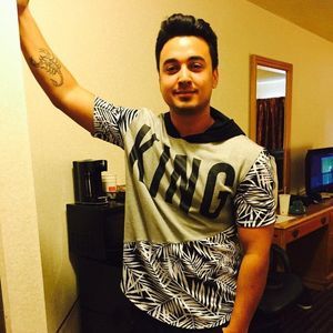 Meet your Posher, Waleed