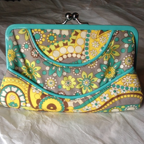 Vera Bradley Convertible Kisslock Lemon Parfait