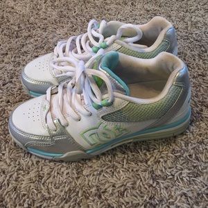 EUC DC Women's Skateboarding Shoe