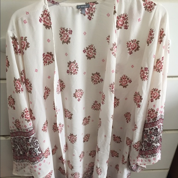 FINAL PRICE🌸 Floral kimono🌸