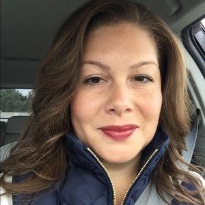 Meet your Posher, Cynthia