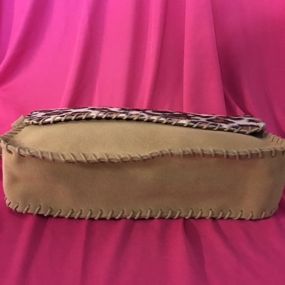 Leopard print suede leather handbag (1 LEFT) ☝🏼 - Picture 3 of 4