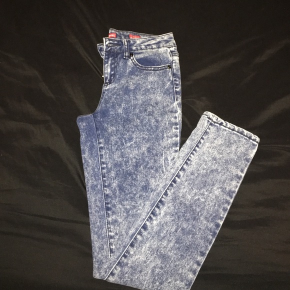 Stone wash jeans