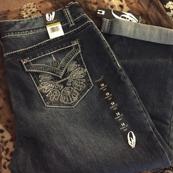 Nine West bling Capri pants