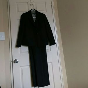 Evan Picone business suit (4P)