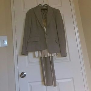 Ann Klein suit (2P)