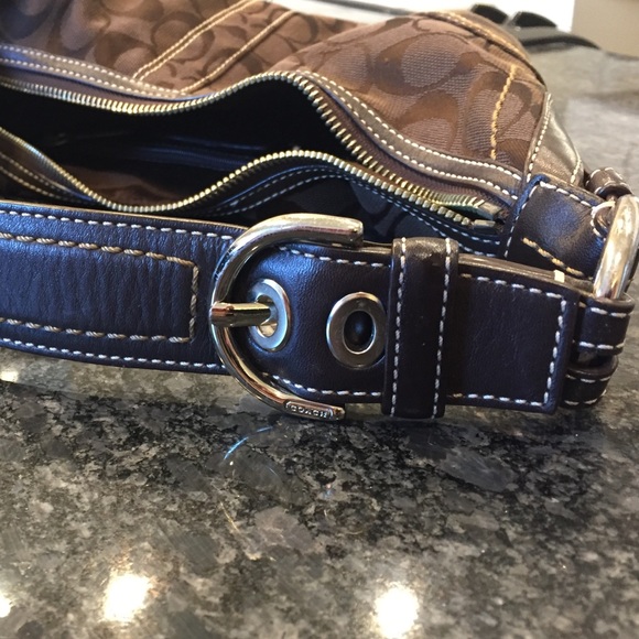 Coach Purse - Picture 3 of 4