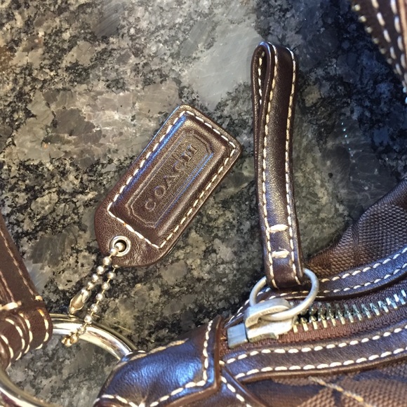 Coach Purse - Picture 4 of 4