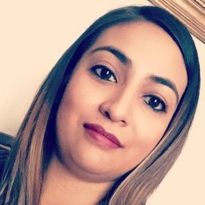 Meet your Posher, Desiree