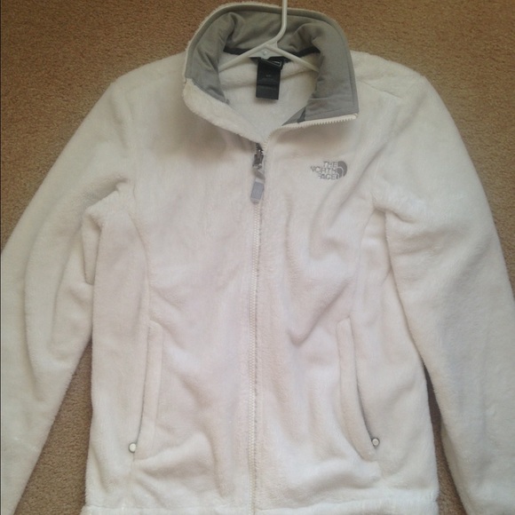 MUST GO!!! White Teddy North Face - Picture 2 of 4