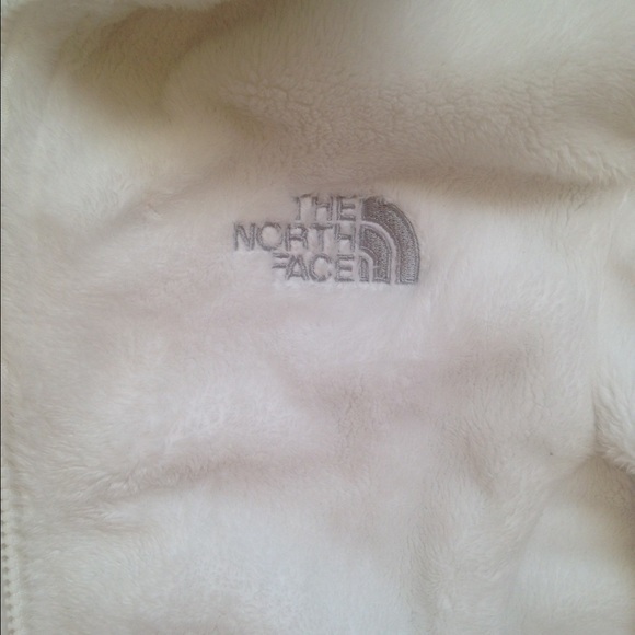 MUST GO!!! White Teddy North Face - Picture 4 of 4