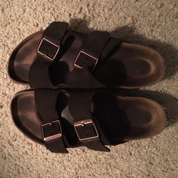 Size 39 Birkenstocks. - Picture 3 of 3
