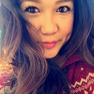 Meet your Posher, Dana