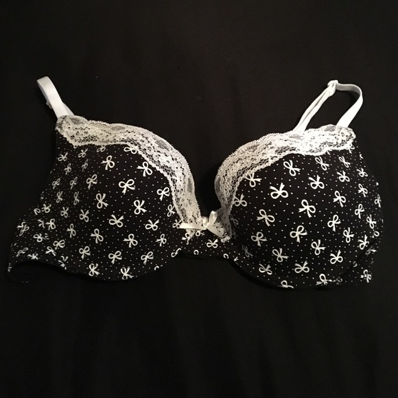 Black and white forever 21 bra