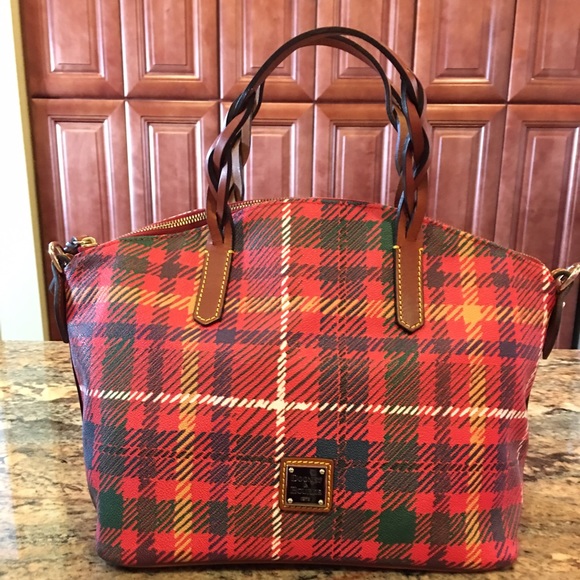 NEW never been worn Dooney Burke satchel.