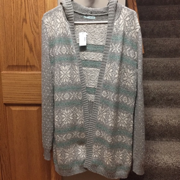 Maurice's hooded sweater.
