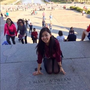 Meet your Posher, Risa