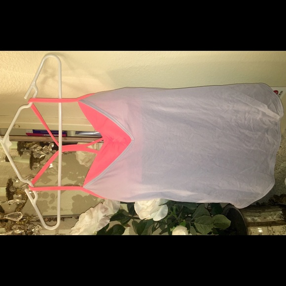 SOLD SOLD SOLD NWT Lululemon Roll Out Tank Grapefr - Picture 2 of 3