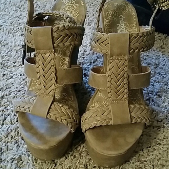 Wedges size 7 Beige suede - Picture 2 of 3