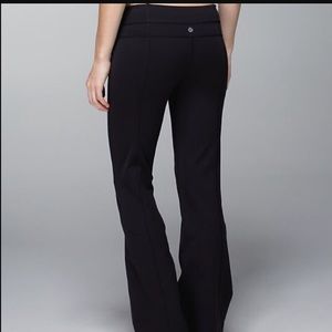 Lululemon yoga pants