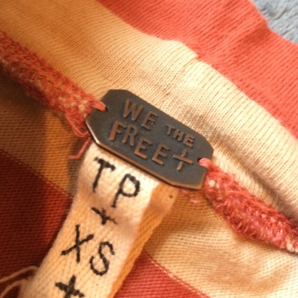 We the Free Mod About it Tunic - Picture 3 of 4