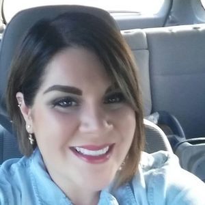 Meet your Posher, Cassandra