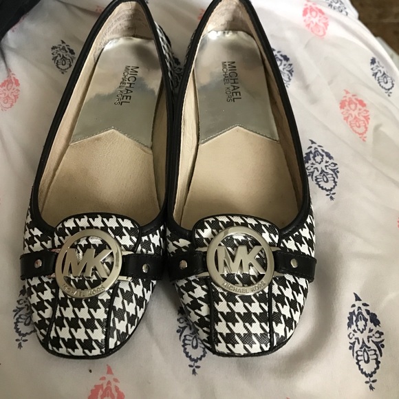 Michael kora flats