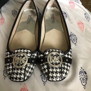 Michael kora flats