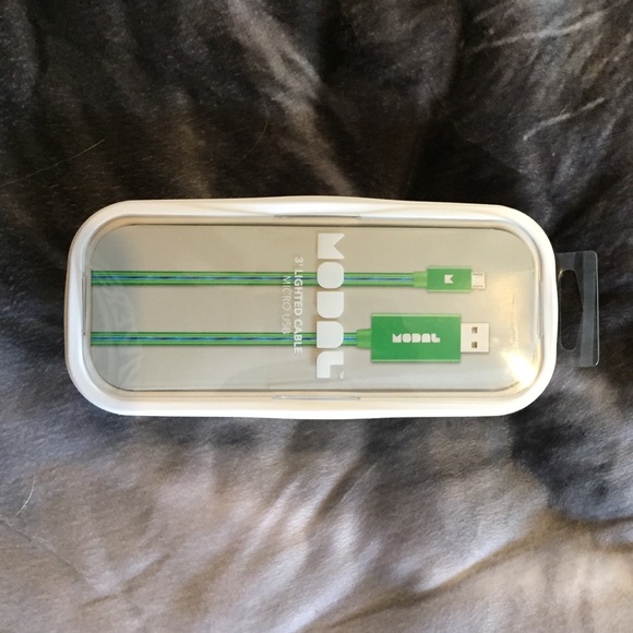 Brand new 3 foot micro USB cord