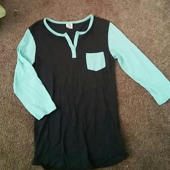 Vneck top