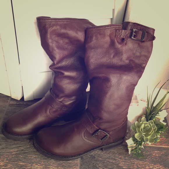 FRYE Veronica Slouch Leather: Classic Soft