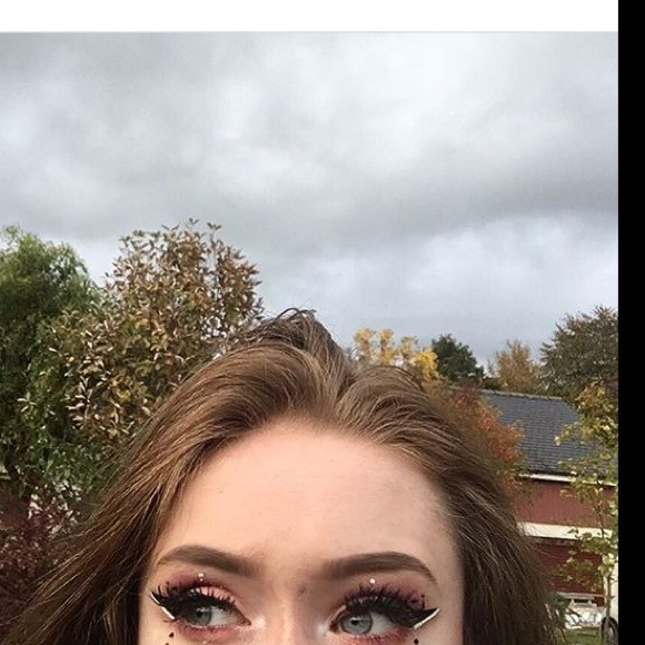 Meet your Posher, Melida