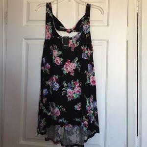NWT Torrid Black Floral Highlow top Size 2