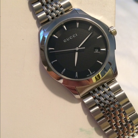 Gucci Women's watch - Picture 1 of 3