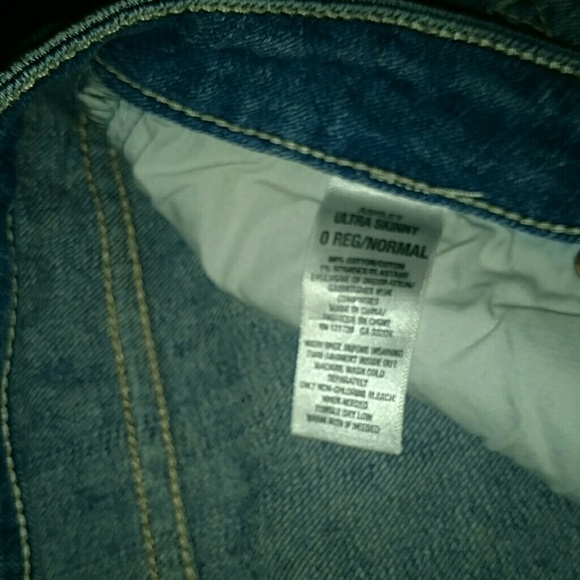 Jeans - Picture 2 of 4