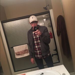 Meet your Posher, Grant