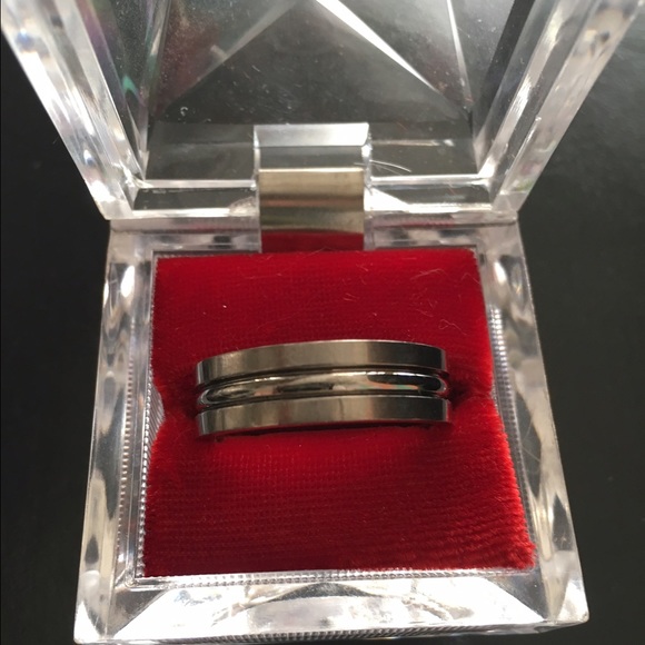 Men's Triton Titanium Ring