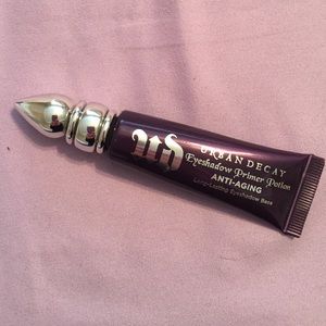 Urban decay eye shadow primer