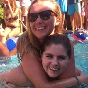 Meet your Posher, Caroline