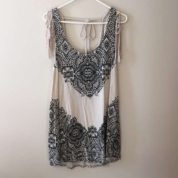 Volcom dress - Picture 1 of 3