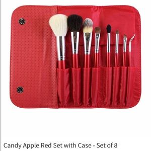 Candy Apple Red Morphe Brush Set
