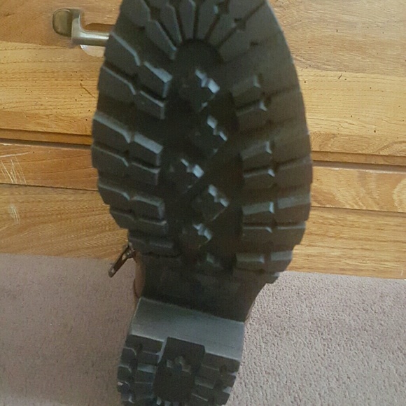 Kent boot brown cute and cozy! - Picture 3 of 4