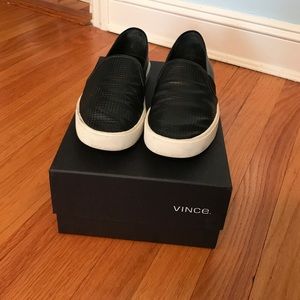 Vince Blair Perforated sneaker