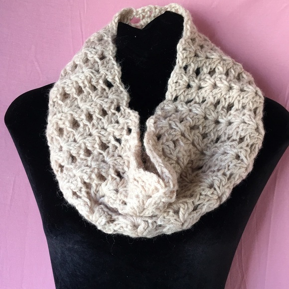 Beige crochet cowl