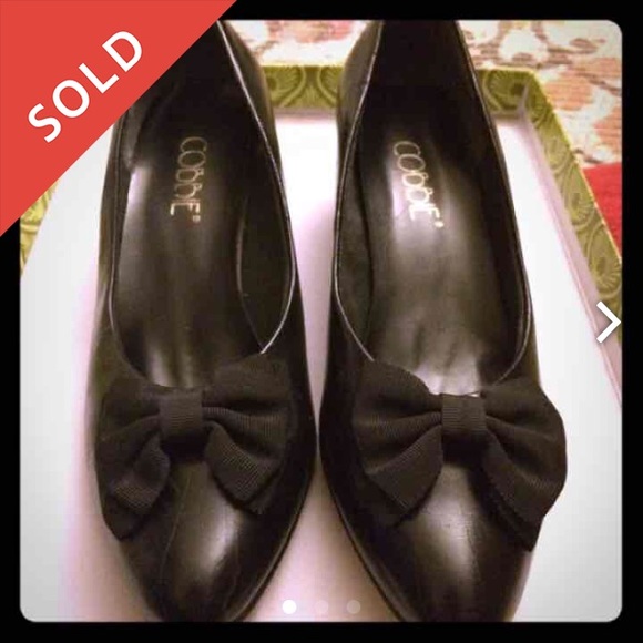 SOLD! Black bow shoes